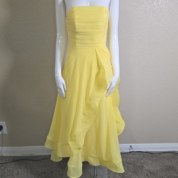 Elegant Yellow Strapless Dress - Picture 5 of 7
